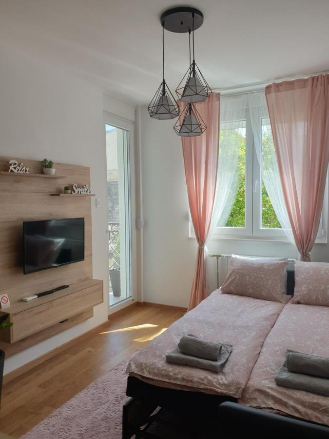 Apartment Luxe Nine Novi Sad Luaran gambar